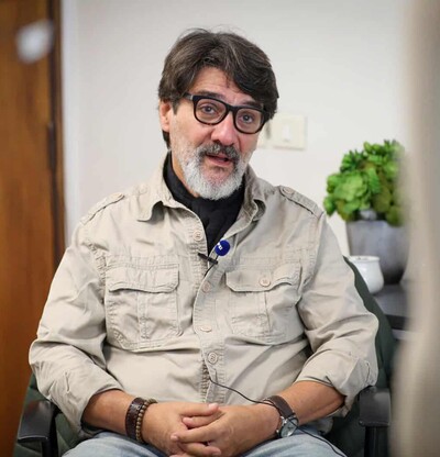 C&eacute;sar Troncoso celebra su Platino por El eternauta, que recibir&aacute; como un mimo para el alma