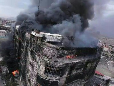 Incendio en centro comercial en Irán deja al menos ocho muertos