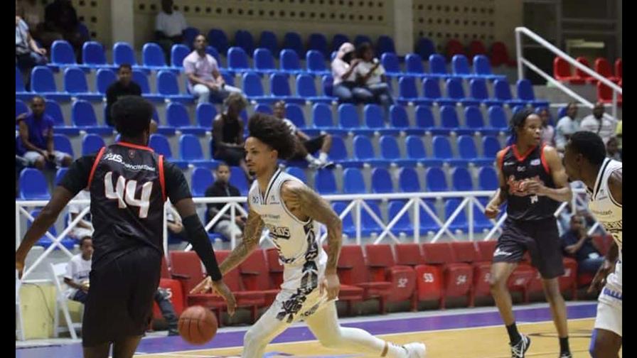 Andersson García logra su tercer triple doble en la LNB Andersson García logra su tercer triple doble en la LNB