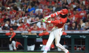 Elly de la Cruz dispara su jonr&oacute;n 16 en triunfo de los Rojos 7-2 sobre los Rockies