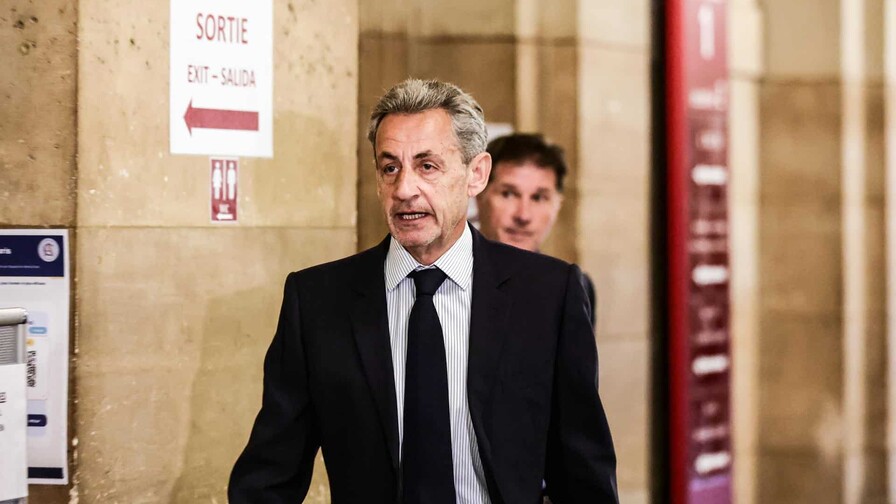 Expresidente franc&eacute;s Sarkozy se libra de usar de nuevo una tobillera electr&oacute;nica