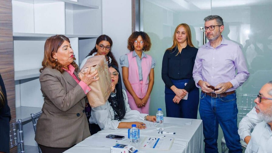 RD Vial recibe propuestas t&eacute;cnicas para construcci&oacute;n de la Autopista del &Aacute;mbar