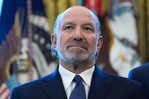 Secretario de Comercio de Trump insiste en que no tenía relación cercana con Epstein Secretario de Comercio de Trump insiste en que no tenía relación cercana con Epstein