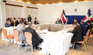 Presidente Abinader sostiene encuentro con empresarios en Costa Rica