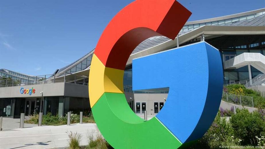 Los principales canales de televisi&oacute;n de Chile denuncian a Google por monopolio