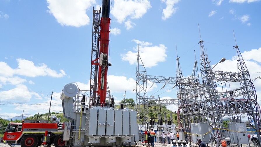 Edesur ampl&iacute;a capacidad el&eacute;ctrica en Ban&iacute; con inversi&oacute;n RD$67.5 millones