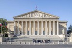 Francia aprueba ley para devolver las obras saqueadas durante la colonizaci&oacute;n
