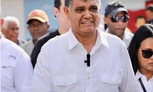 Francisco Pe&ntilde;a enfrenta cr&iacute;ticas y respaldo como alcalde de Santo Domingo Oeste