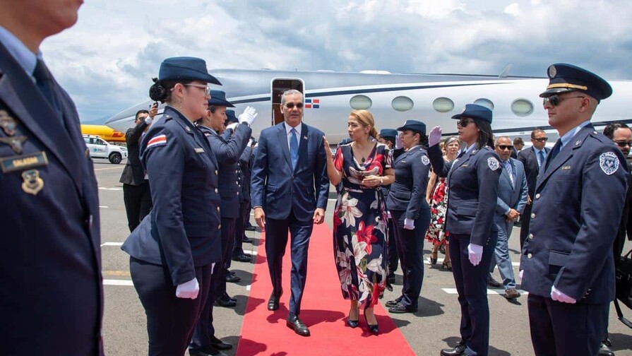 Luis Abinader llega a Costa Rica para los actos de transmisi&oacute;n de mando presidencial