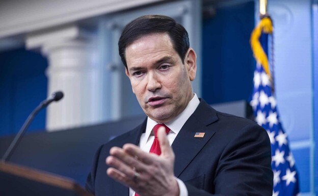 Aspirante dem&oacute;crata al esca&ntilde;o de Marco Rubio busca el voto cubano en Miami