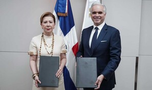Minerd y Sur Futuro firman acuerdo para fortalecer educaci&oacute;n preuniversitaria