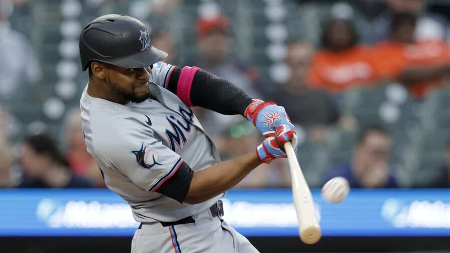Otto López conectó dos hits en el triunfo de los Marlins Otto López conectó dos hits en el triunfo de los Marlins