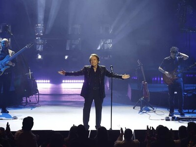Raphael y su gira Raphaelísimo deslumbran en RD