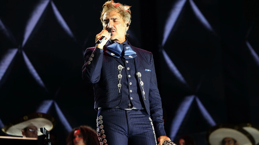Alejandro Fern&aacute;ndez corona el Festival Arre, epicentro del g&eacute;nero regional mexicano