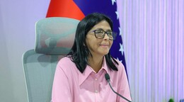 Delcy Rodr&iacute;guez se re&uacute;ne en Venezuela con una delegaci&oacute;n del Banco Mundial