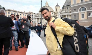 Djokovic reaparece tras su lesi&oacute;n con una derrota en Roma