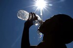 El Indomet recomienda hidrataci&oacute;n y evitar exposici&oacute;n al sol este viernes por altas temperaturas