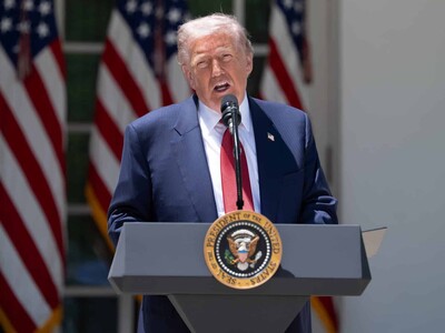 Trump carga contra candidatos republicanos que critican su gestión