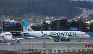 Hombre que muri&oacute; atropellado por un avi&oacute;n en EE. UU. corri&oacute; intencionalmente contra la nave