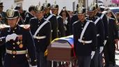 Colombia rinde honores a exvicepresidente Vargas Lleras en el antiguo palacio presidencial