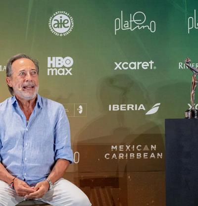 Guillermo Francella agradece el galard&oacute;n de Honor de Premios Platino Xcaret 2026