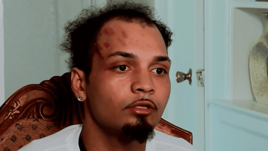 Dominicano denuncia que fue detenido por error y golpeado por agentes de ICE en el Bronx