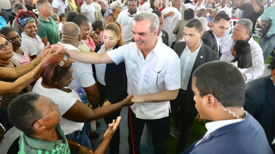 Abinader retomar&aacute; agenda oficial este domingo tras regresar de Costa Rica