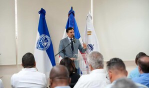 Roberto &Aacute;ngel Salcedo anuncia celebraci&oacute;n del Primer Festival Cultural de la Regi&oacute;n Enriquillo