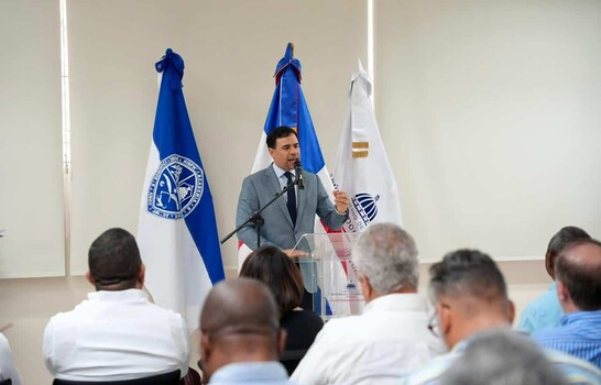 Roberto &Aacute;ngel Salcedo anuncia celebraci&oacute;n del Primer Festival Cultural de la Regi&oacute;n Enriquillo
