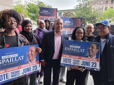 Adriano Espaillat anuncia coalición afroamericana y latina por el voto