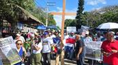 En marcha en La Vega exigen frenar y sancionar la deforestaci&oacute;n en la loma del Santo Cerro