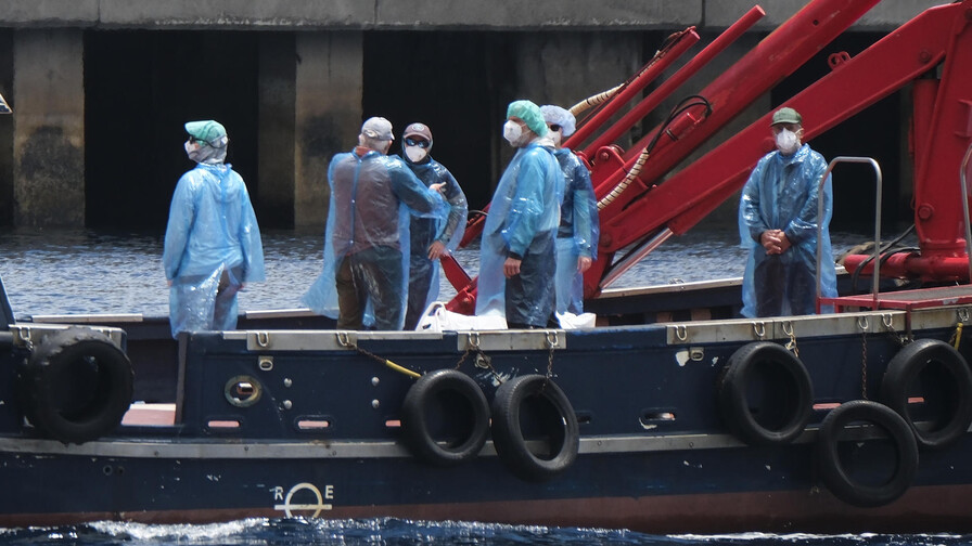Llegan a Francia cinco galos repatriados desde España en vuelo sanitario tras dejar MV Hondius Llegan a Francia cinco galos repatriados desde España en vuelo sanitario tras dejar MV Hondius