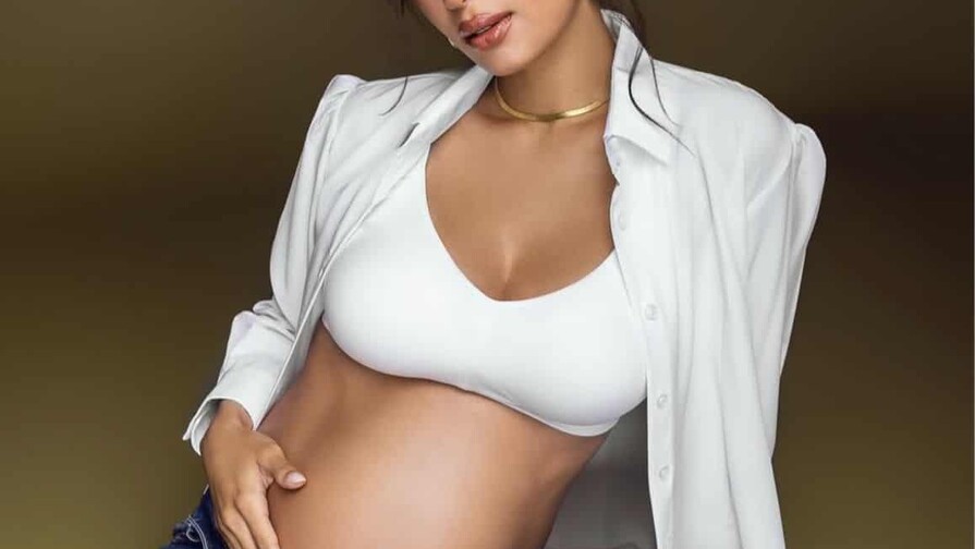 Ex Miss RD Universo Kimberly Jiménez anuncia que está embarazada de su primer hijo Ex Miss RD Universo Kimberly Jiménez anuncia que está embarazada de su primer hijo