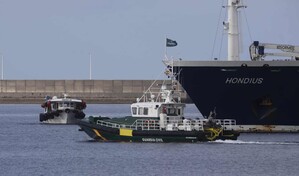 La evacuaci&oacute;n de pasajeros del crucero Hondius coge ritmo y contin&uacute;an los traslados al aeropuerto