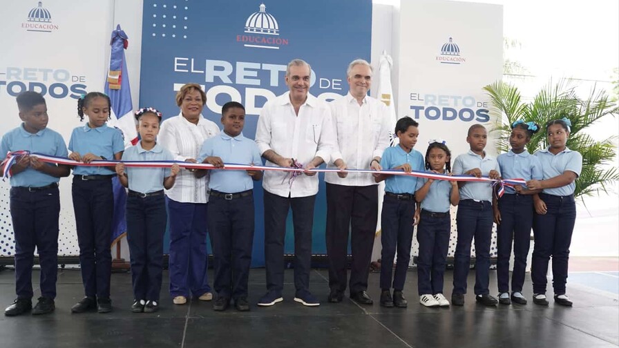 Gobierno entrega tres techados escolares en Herrera, Ensanche La Fe y Boca Chica