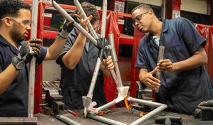 Equipo Apolo 27 GT busca apoyo para competir en Formula Student Spain 2026