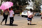 El Gobierno reduce jornada escolar y permite clases virtuales en Honduras por altas temperaturas El Gobierno reduce jornada escolar y permite clases virtuales en Honduras por altas temperaturas