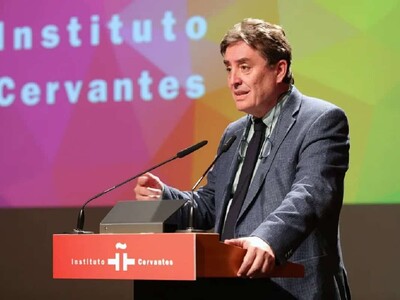 Luis García Montero: EE. UU. viola derecho internacional con Cuba