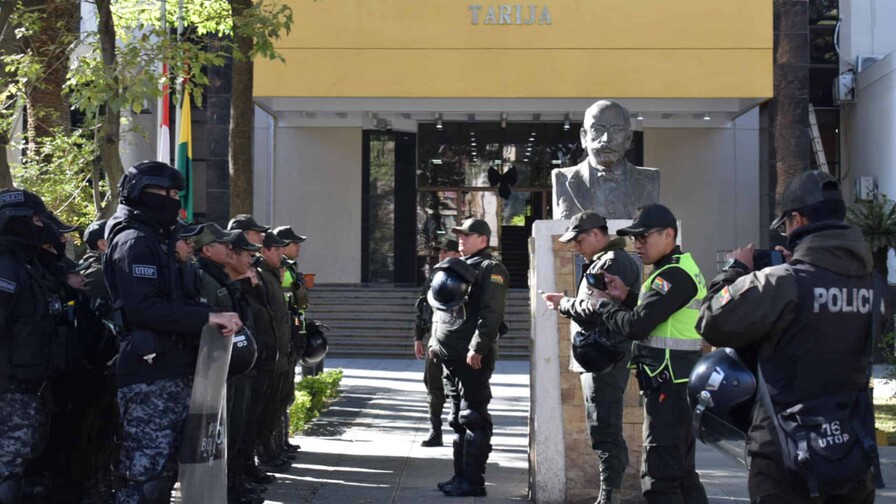 Suspenden juicio contra Evo Morales por presunta trata de una menor en Bolivia Suspenden juicio contra Evo Morales por presunta trata de una menor en Bolivia