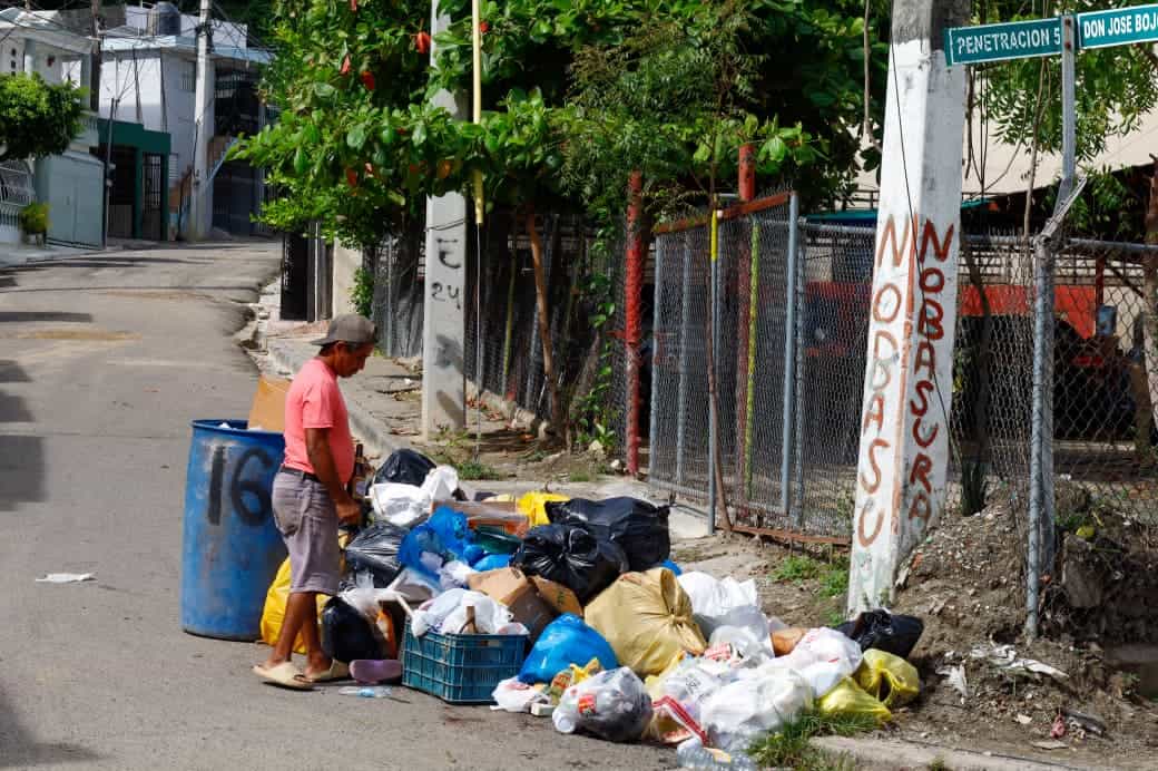 Comunitarios exigen a las autoridades reforzar la recogida de la basura.<br><br>