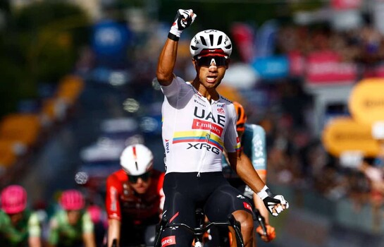 El ecuatoriano Jhonatan Narv&aacute;ez se impuso al esprint en la cuarta etapa del Giro de Italia