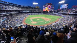 Condenan a la JCE en Nueva York por deuda de boletas del &Aacute;guilas-Licey