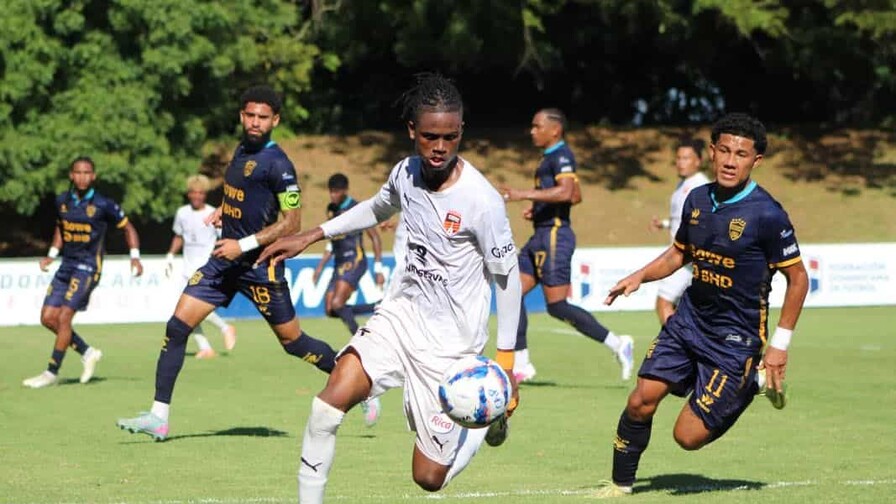 Semifinales de infarto en la LDF: Delfines y Pantoja obligados a remontar este fin de semana