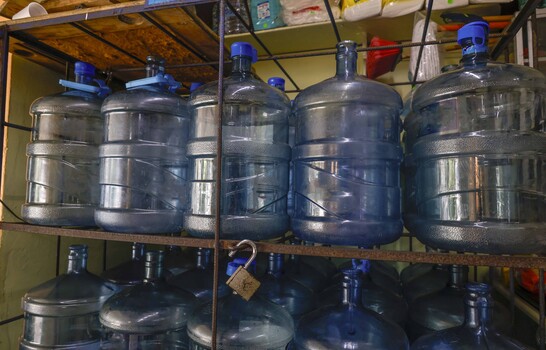 Botellones de agua suben hasta RD$10 y elevan el gasto mensual de las familias
