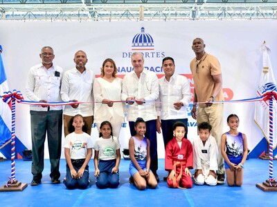 Obras deportivas: Abinader encabeza entrega de pabellones