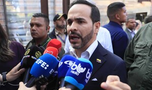 Principal candidato derechista de Colombia dice que atacar&aacute; aviones y barcos cargados de droga
