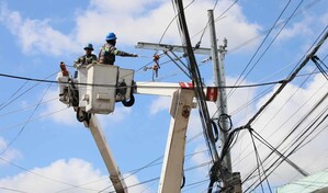 Edeeste rehabilita redes el&eacute;ctrica en el sector de Los Tres Brazos