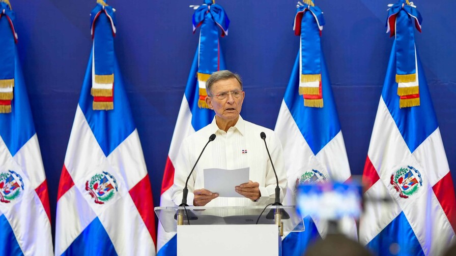 Canciller afirma que deportados de EE. UU. solo permanecer&aacute;n d&iacute;as en el pa&iacute;s