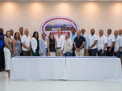 Centro Cultural Rainieri firma acuerdo con de Adotratur