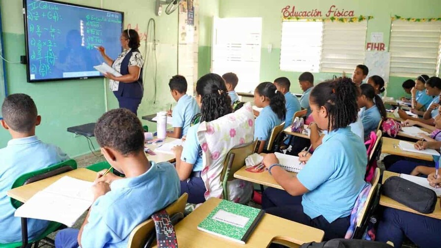 Esperando y esperando, y nunca ponen la soga: De la nueva ley de educaci&oacute;n al S&iacute;sifo con antenitas